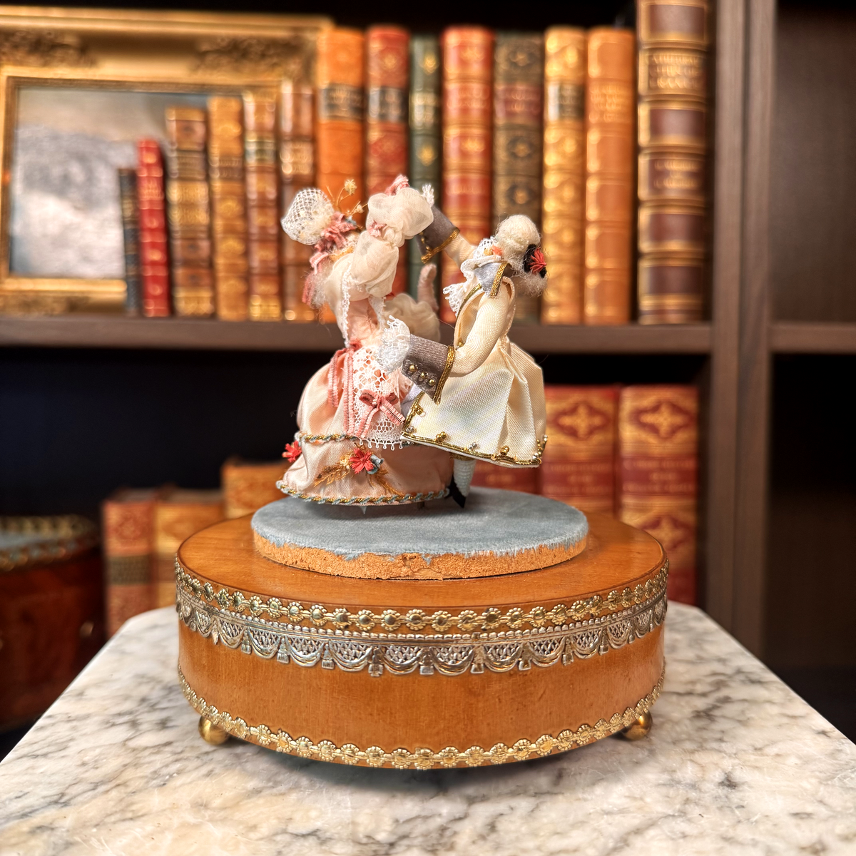 Vintage Reuge-Philippart Danseurs Music Box - Blue Velvet