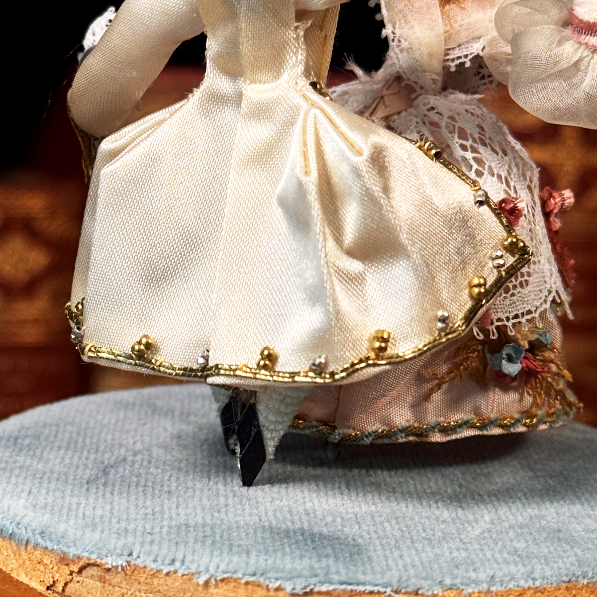 Vintage Reuge-Philippart Danseurs Music Box - Blue Velvet