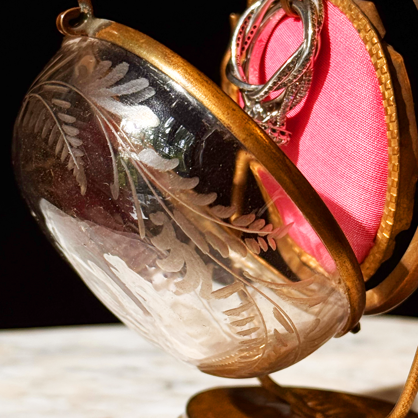 Antique Blown & Etched Glass Pocket Watch Display Casket