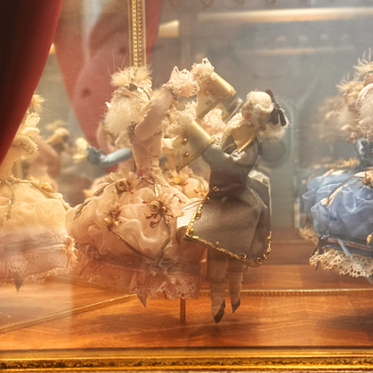 Rare Reuge-Philippart "Miroir Magique" (Magic Mirror) Ballroom Diorama